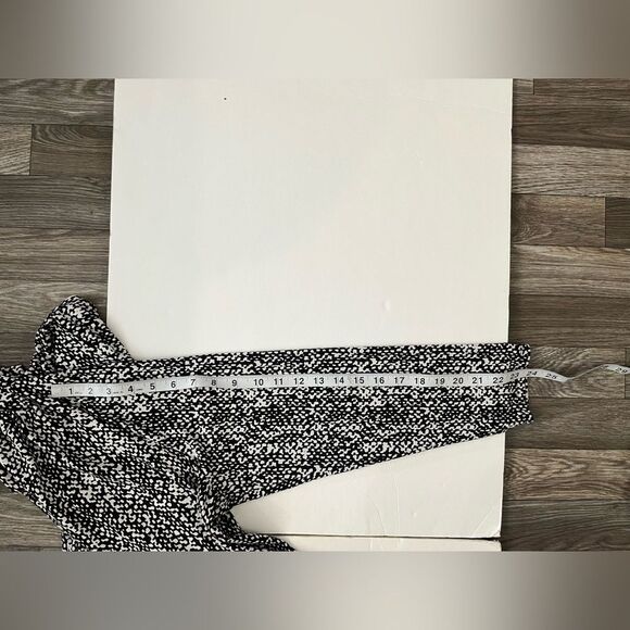 Talbots Women’s Plus Top Blouse 2XL Geometric V Neck Long Sleeve Pullover - Picture 10 of 11